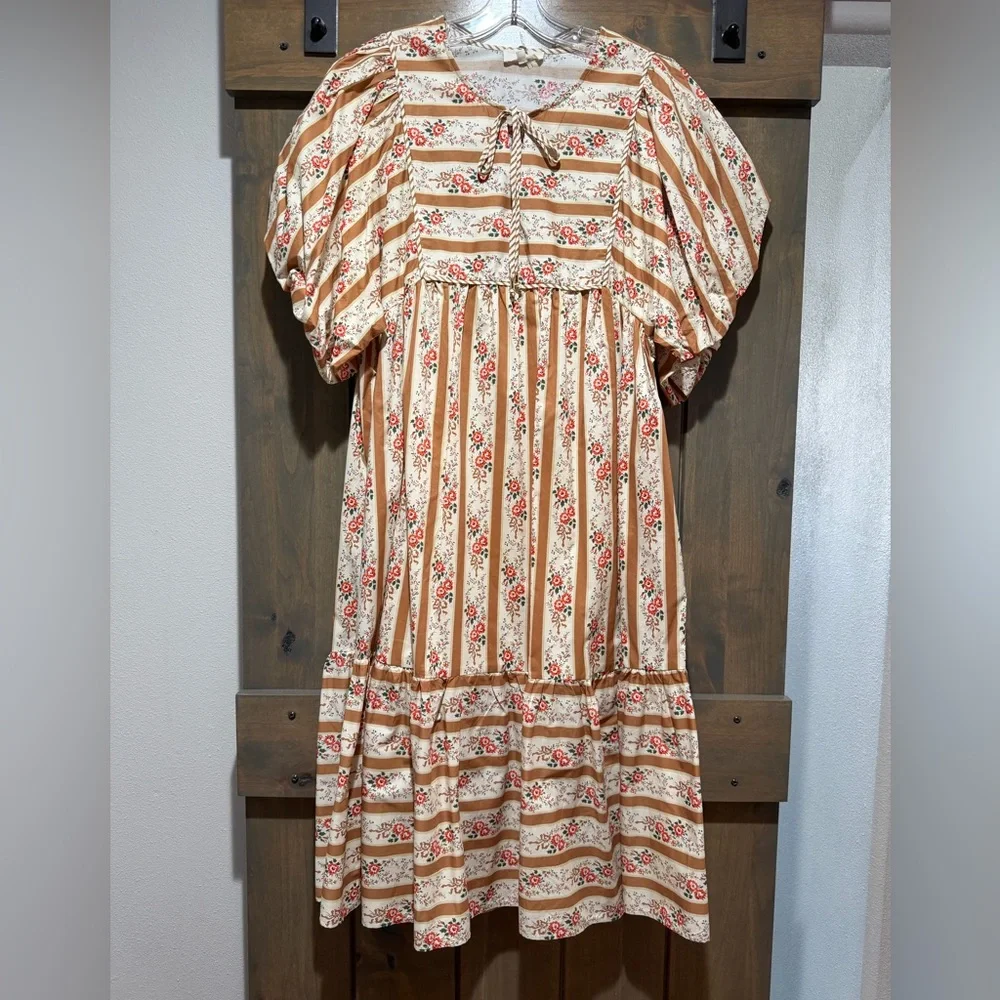 entro Cream and Pink Floral Stripe Midi Dress - Picture 4 of 7